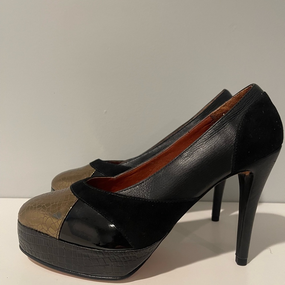 Women's Sexy Almond Head leather Platform Pumps Stiletto, Hand made shoe